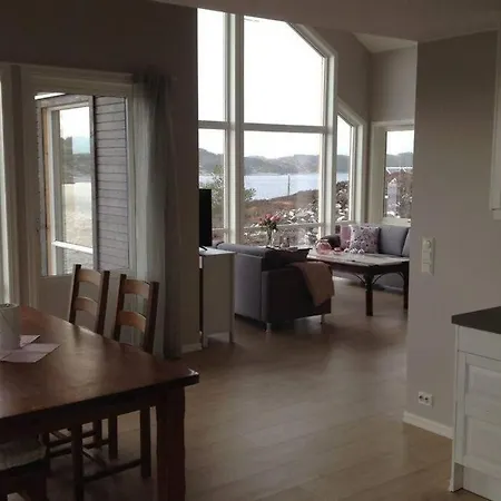 Austefjordtunet 15 *