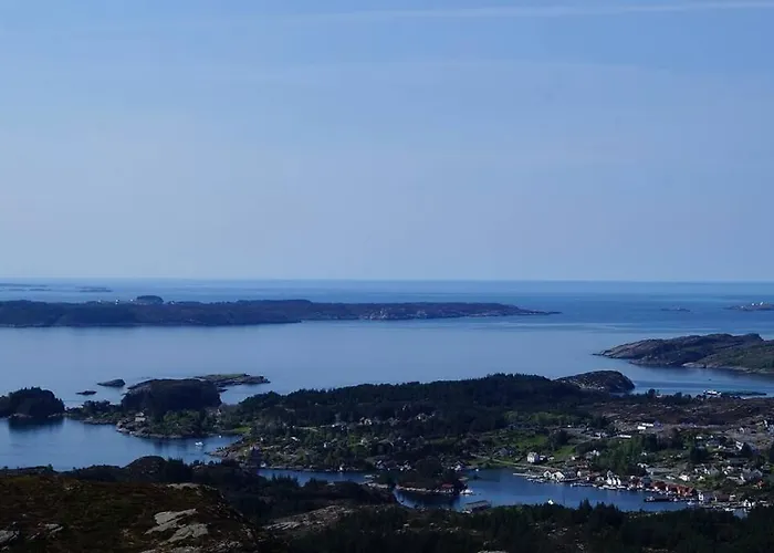 Austefjordtunet 15 Forland